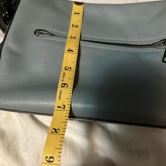 Coach bag.  Beautiful light green, seaweed color. EUC - Picture 11 of 15